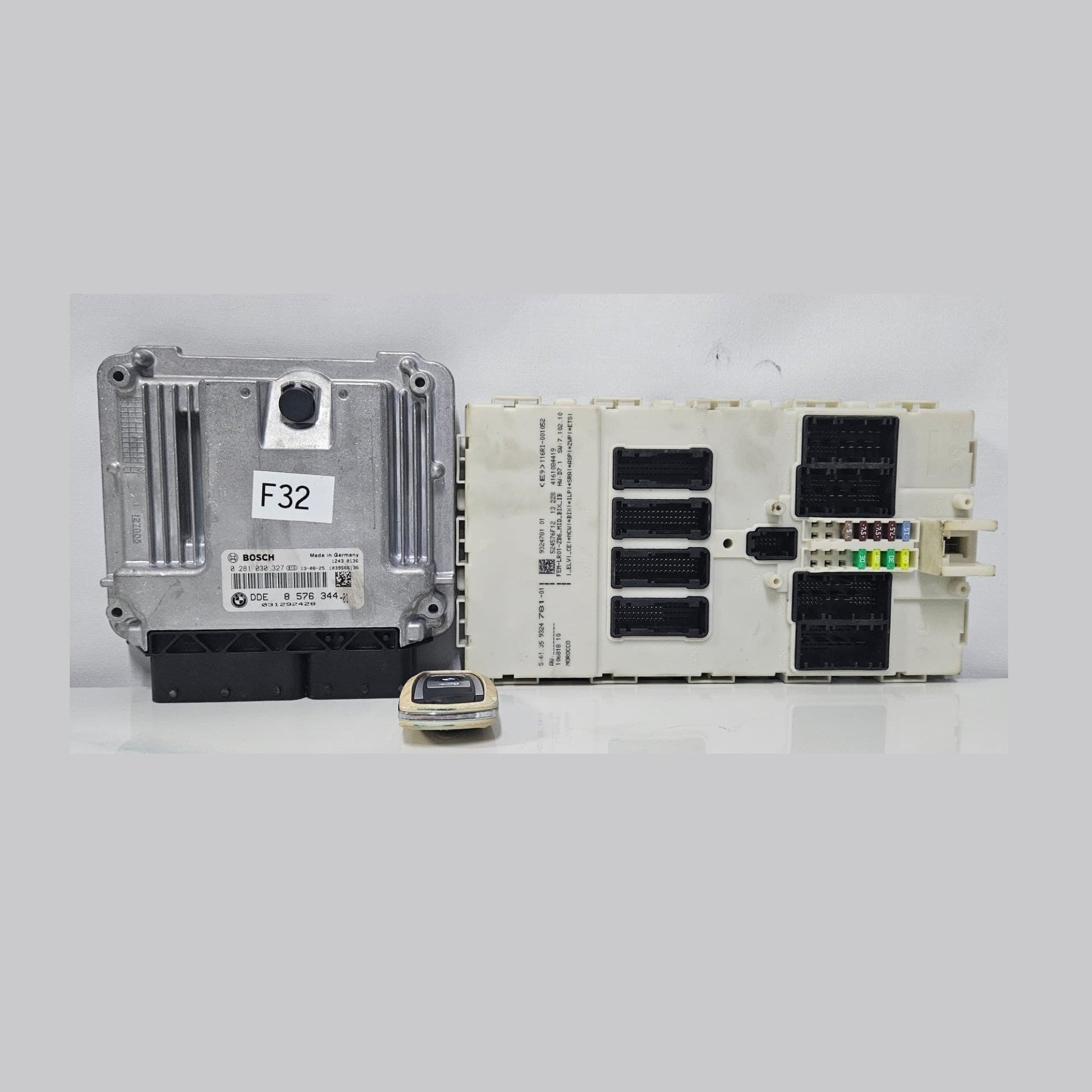 BMW F32 420d ECU Engine Control Unit Module 8576344
