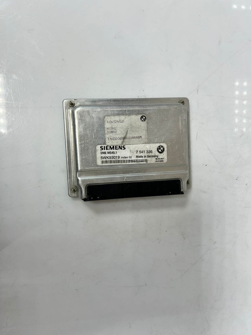 2001-2006 BMW 325i 330I Engine Control Module ECM 7541336 OEM