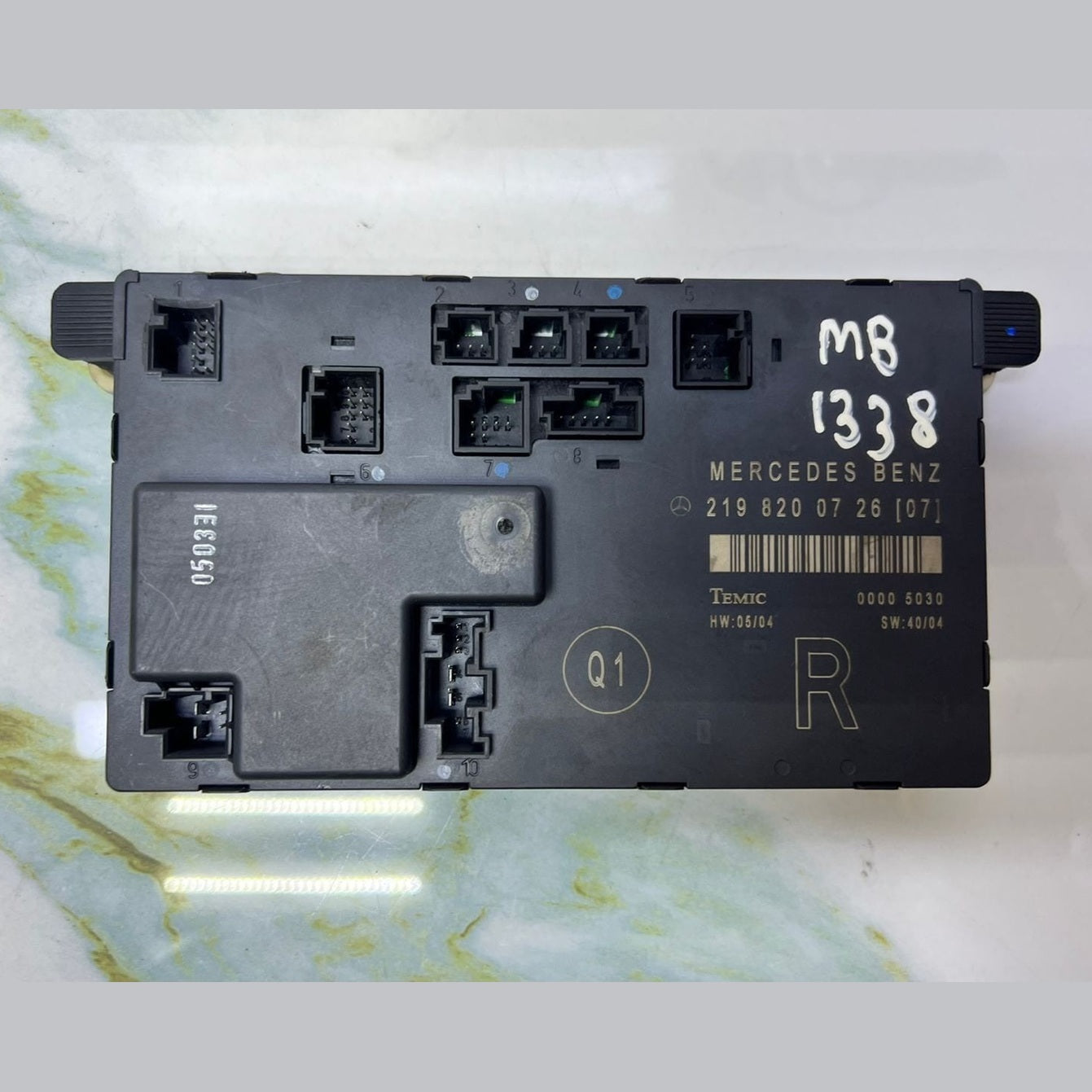 2005-2010 Mercedes-Benz CLS500 Door Control Module A2198200726 CLS Class W219