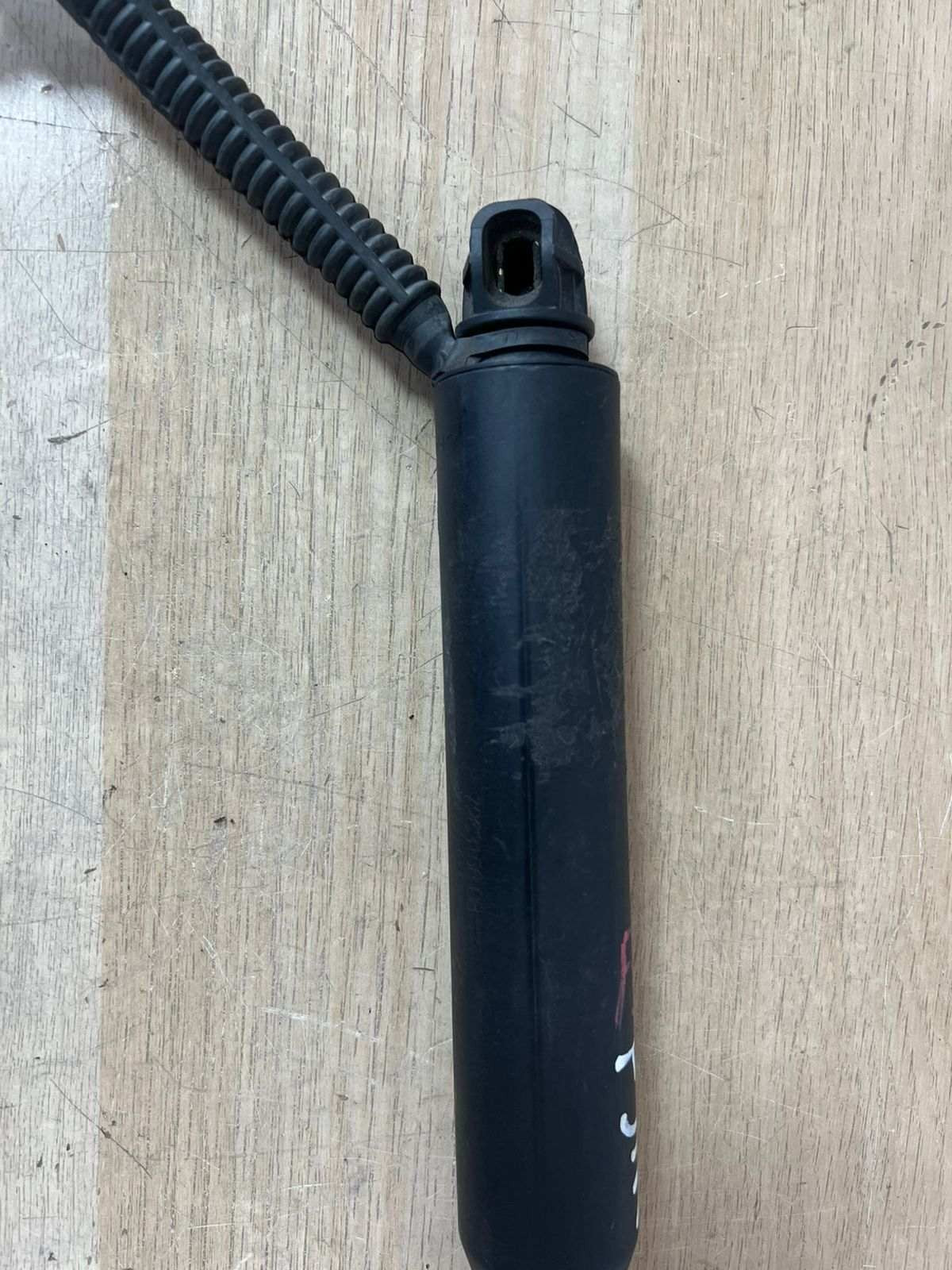 OEM tailgate gas strut for BMW 3 Series F31 Touring 7263156 Right side