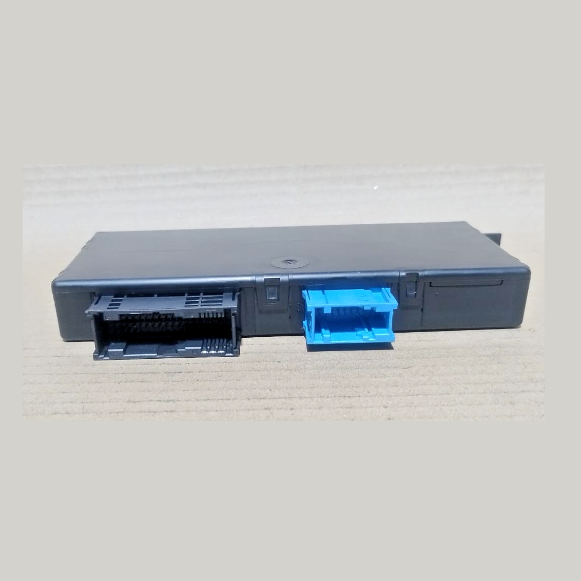 BMW 5 6 SERIES F06 F13 F10 F07 GATEWAY CONTROL MODULE ECU 9321879