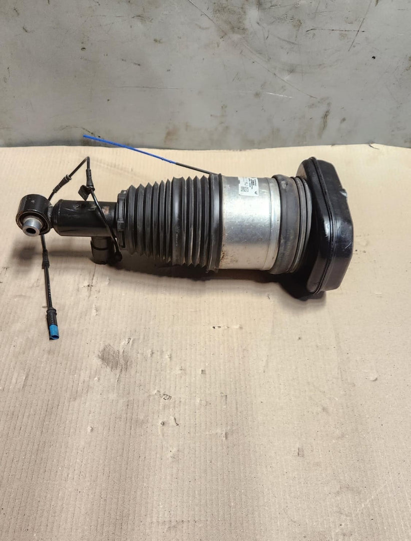 2022 BMW i4 Air Suspension Shock Absorber 5A49DD4 i4 G26 M50 REAR RIGHT 