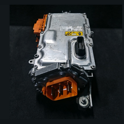 BMW i8 I12 I15  VOLTAGE CONVERTER INVERTER MOTOR CONTROL OEM  - 8646687