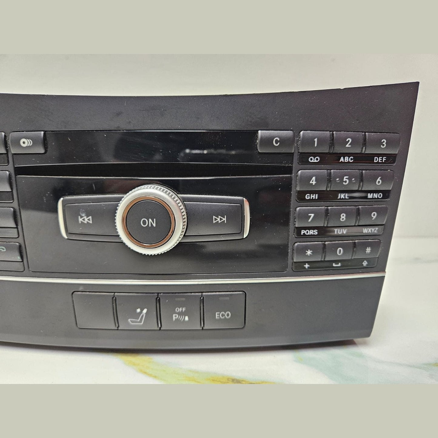 Mercedes-Benz Audio Cd Player Head Unit A2129005010