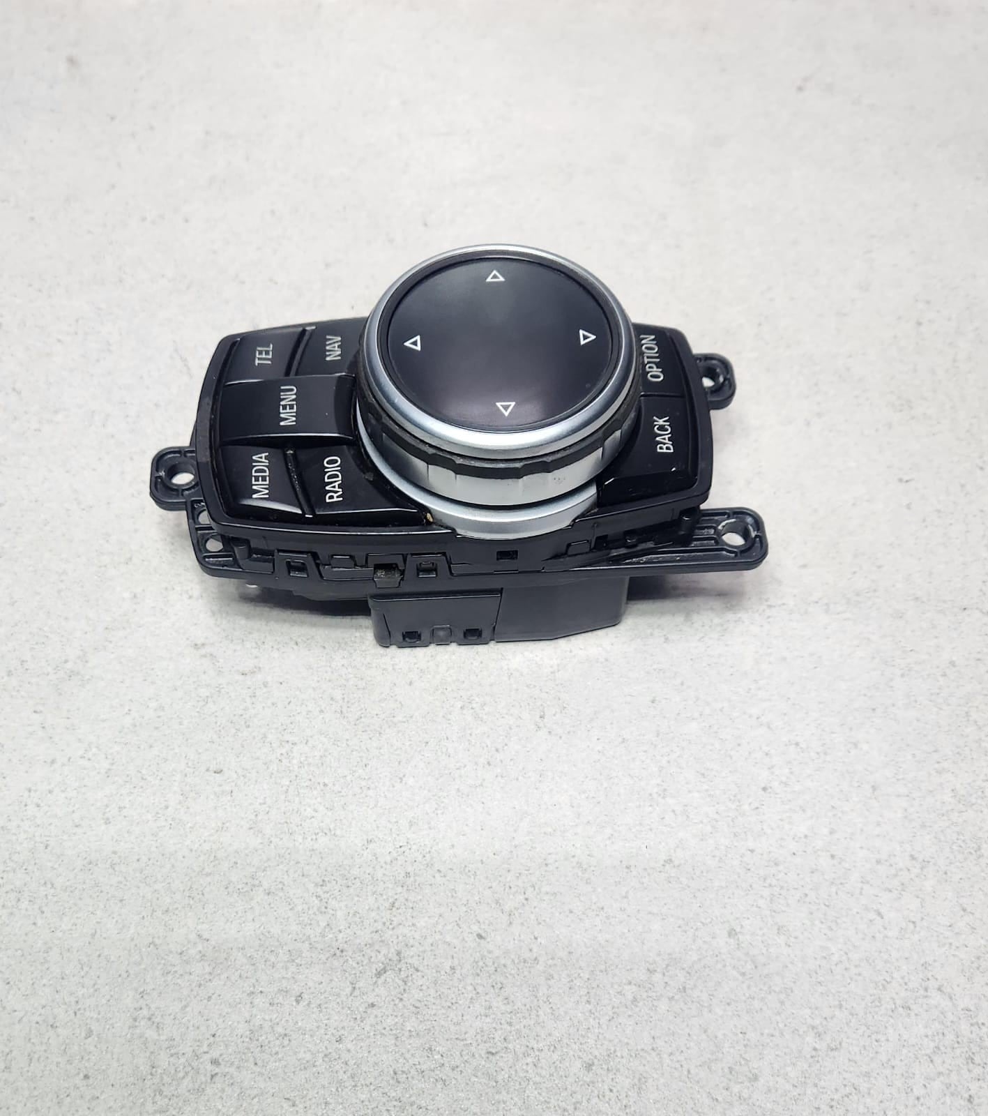 2014-2015 BMW 328i Idrive Controller 9332285 F10 F15 F20 F21 F30 F31 F80 M5 