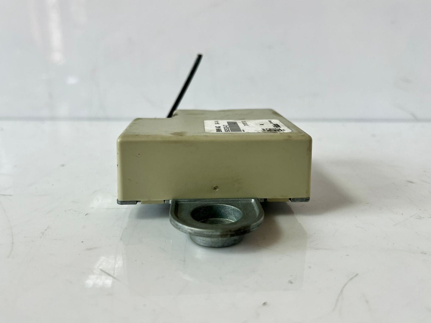 2011-2013 BMW 335I ANTENNA AMPLIFIER CONTROL MODULE 6935024-01 OEM 