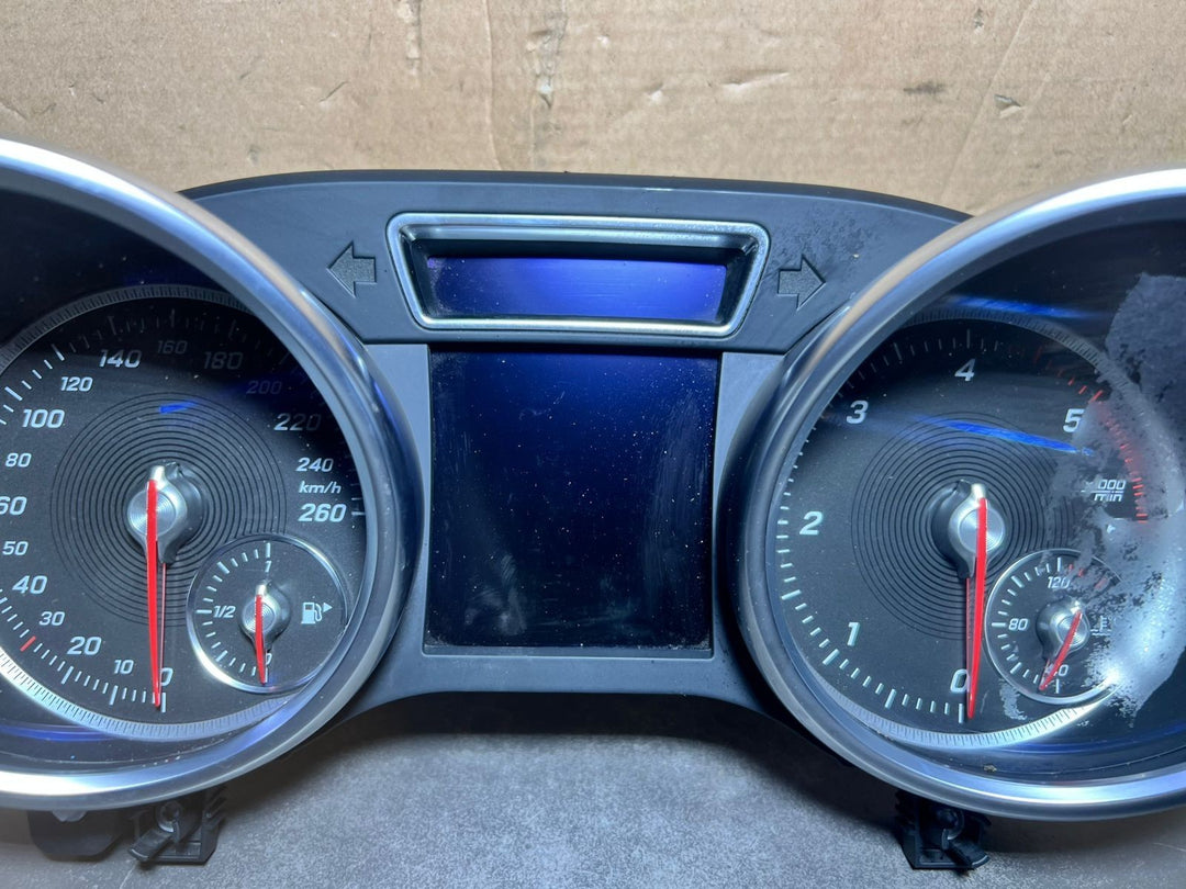 13-16 Mercedes-Benz W166 GLE Instrument Cluster Speedometer A166 9000919 OEM