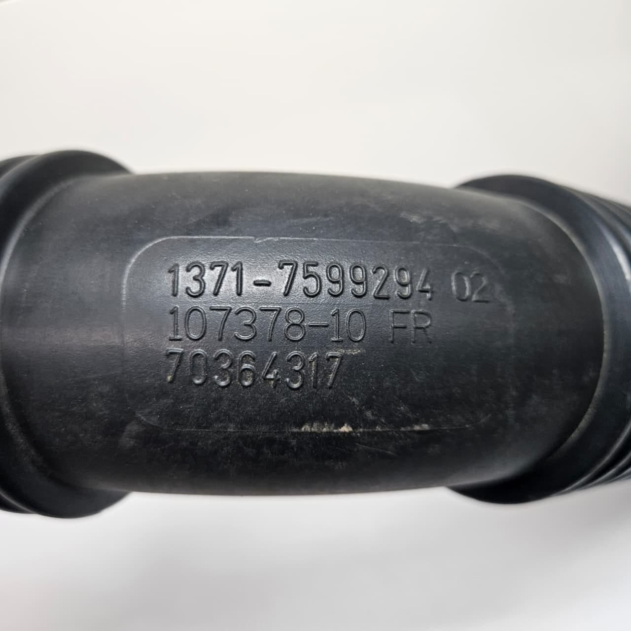 BMW 1 3 Series E82 E88 135i 335i N55 Engine Air Intake Hose 7599294