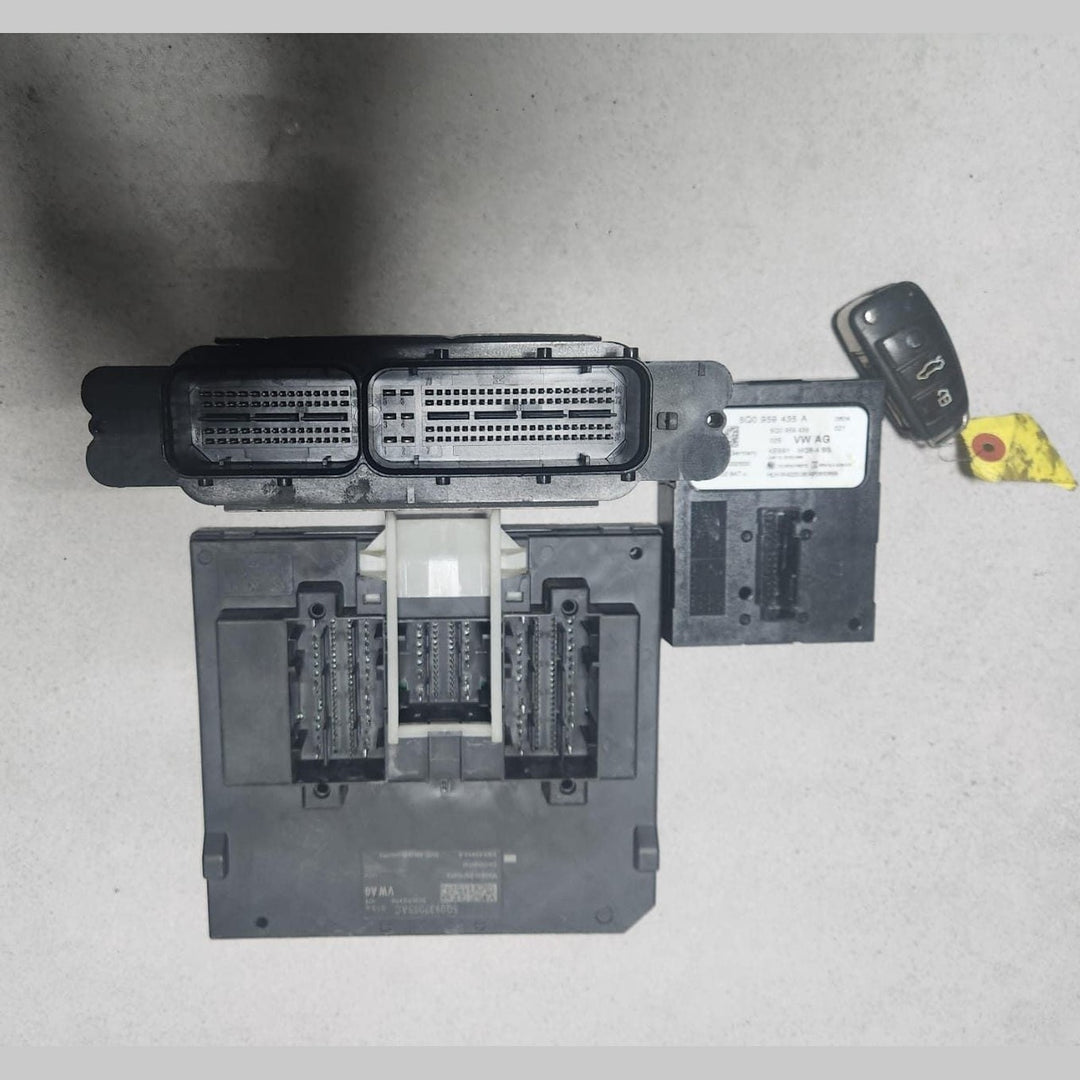 2010-2012 Volkswagen Golf Engine Control Unit 04E907309G ECU SET Golf 1.4 TSI 