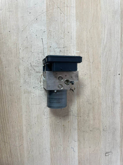 BMW 5 6 7 F01 F02 F06 F07 F10 F11 F12 F13 ABS UNIT PUMP HYDRO UNIT DSC 6797668