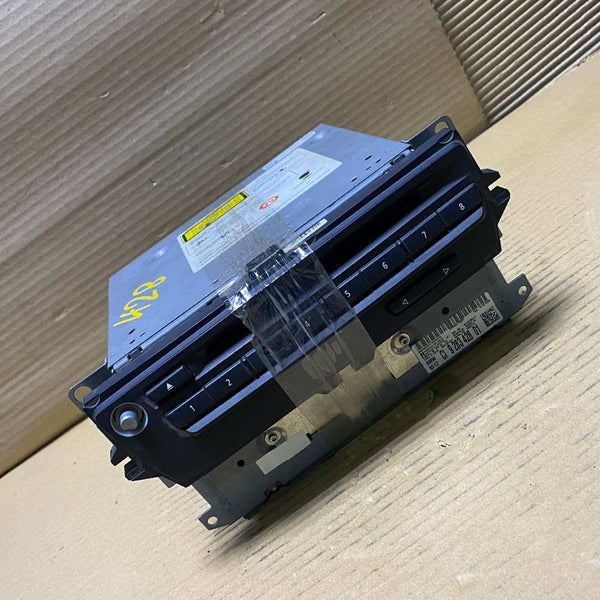 2010-2015 BMW X1 Navigation System HEAD UNIT CIC 9283428 1 Series and 3 Series