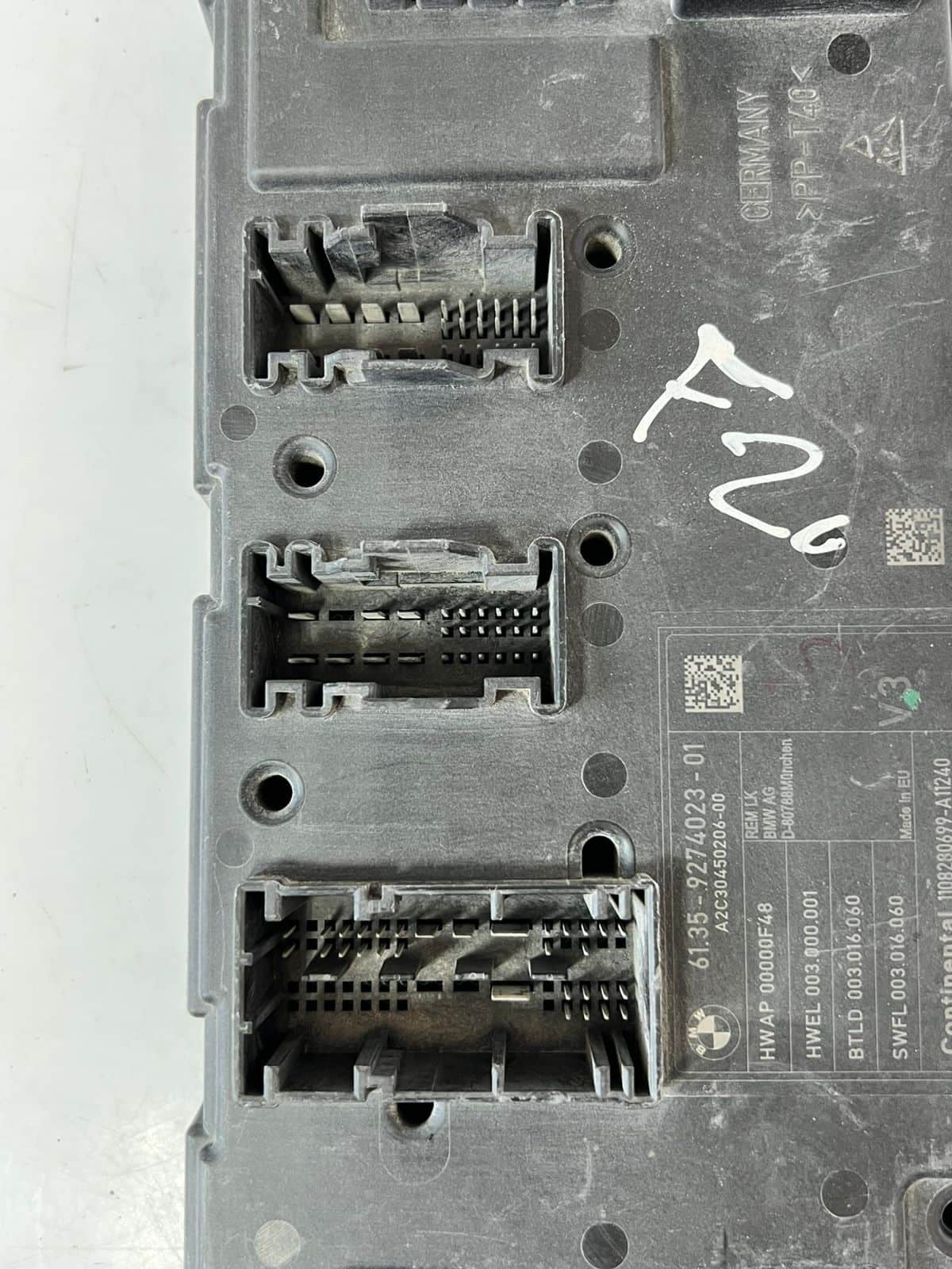 BMW F20 F21 F30 F31 REM Rear Electronic Module Fuse Box Control Unit V3 9274023