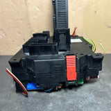 Mercedes W221 S-Class Front Fuse Relay Box SAM Control A221 5404550 \ 2215401001