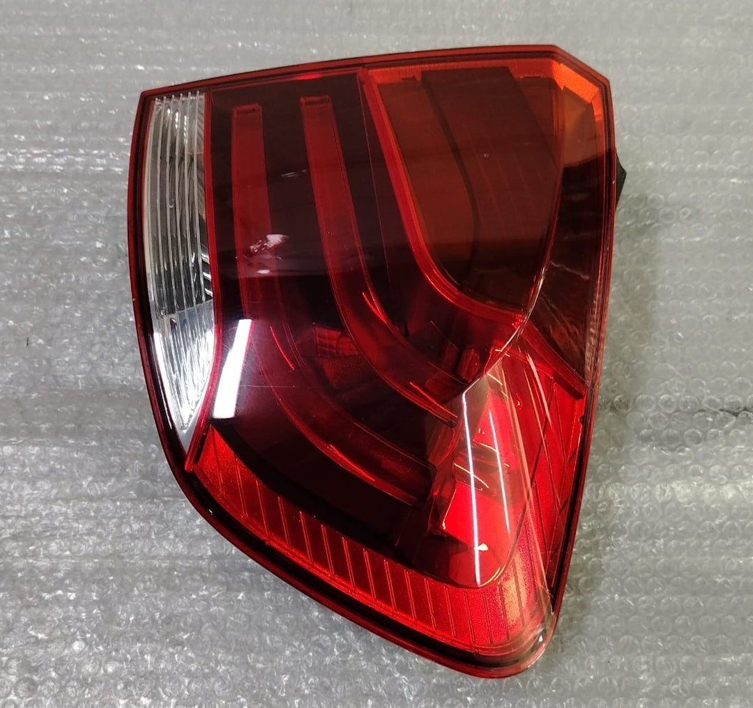 OEM BMW X1 E84 LCI REAR OUTER LIGHT DRIVER RIGHT SIDE 2990110