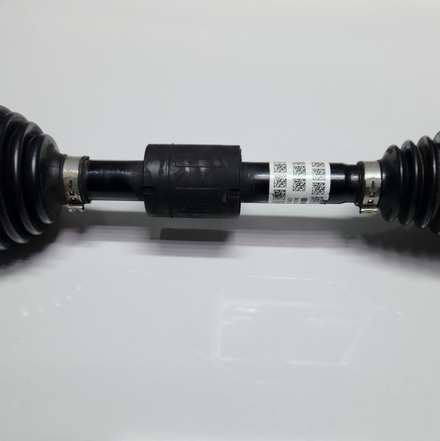 2018-2023 BMW X2 Front Driveshaft 5A2E048 X2 F39