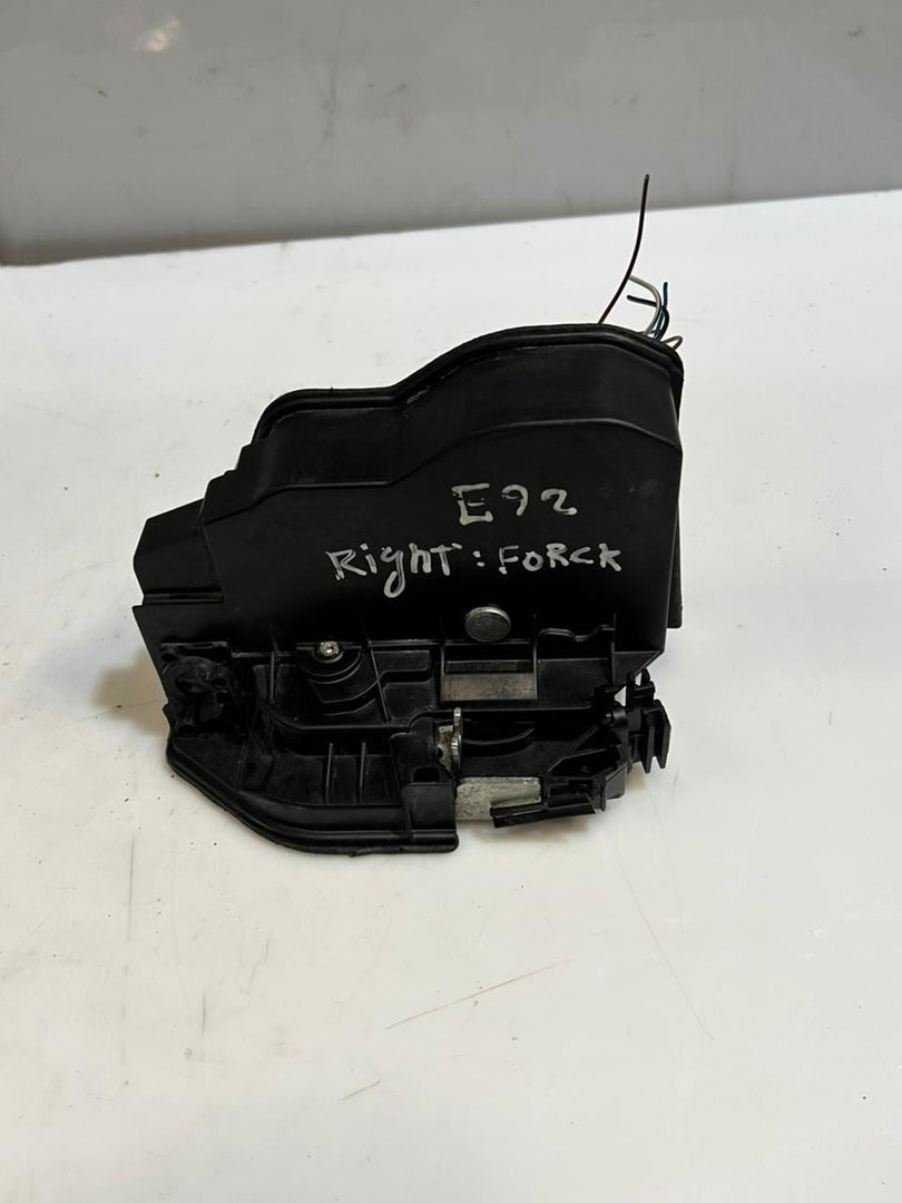 BMW E92 E60 E61 E65 E81 E87 E90 F20 Door Lock Actuator Front Right 7202144 OEM