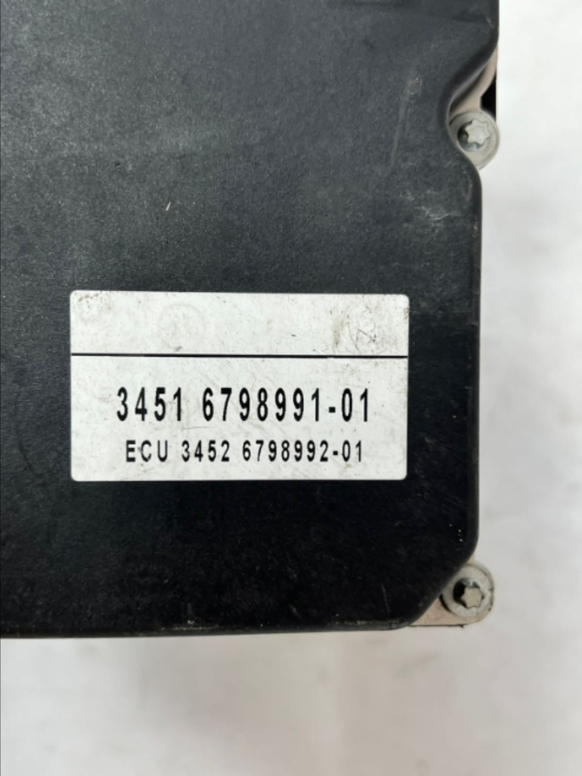 2010 BMW X1 E84 ABS Brake Pump Hydraulic DSC Module Braking Unit 6798991 OEM