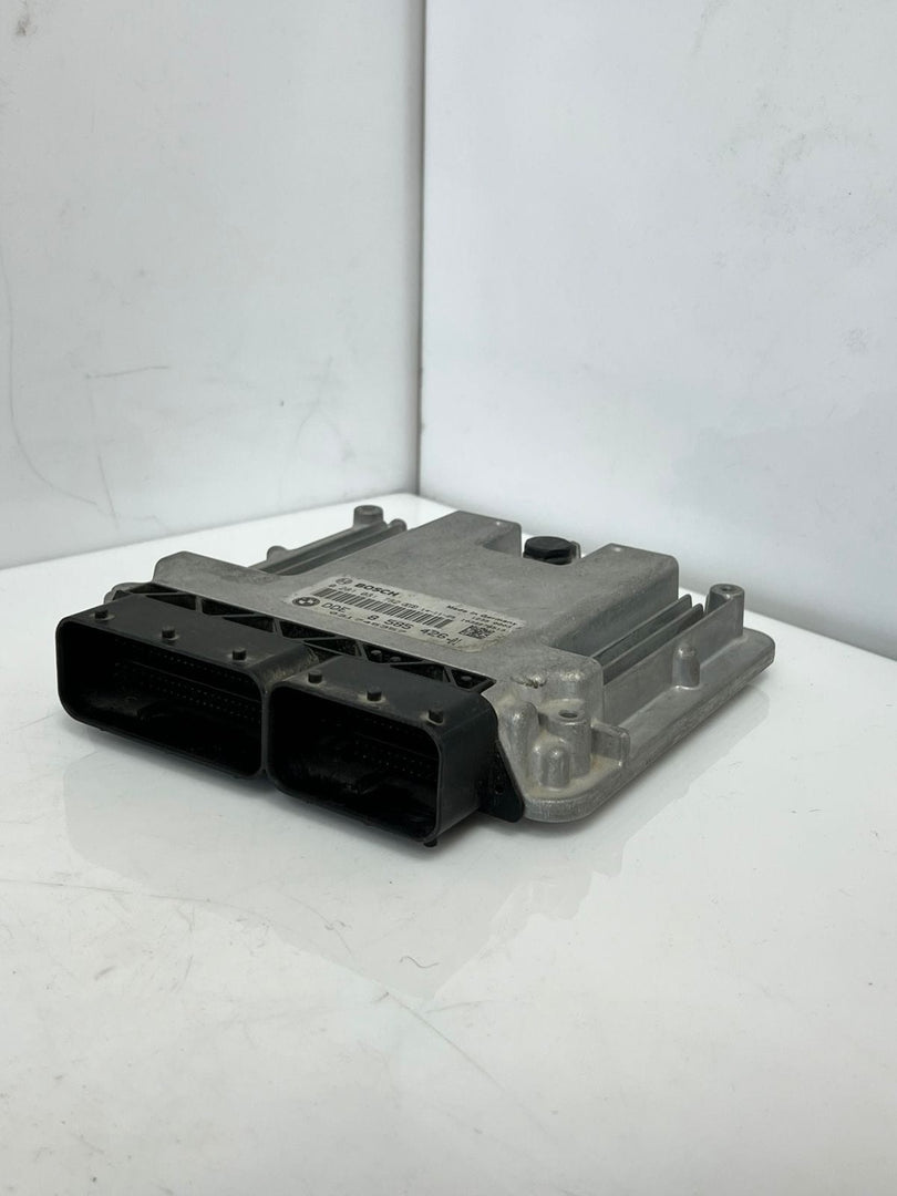 BMW 5 Series F11 Touring BOSCH 0281031782 Engine Control Unit DDE 8585426 OEM