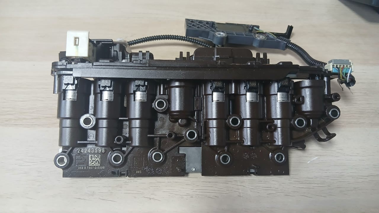 BMW GL45 Automatic Transmission Module E83 E90 E87 E88 TCU ATCM OEM 24243598