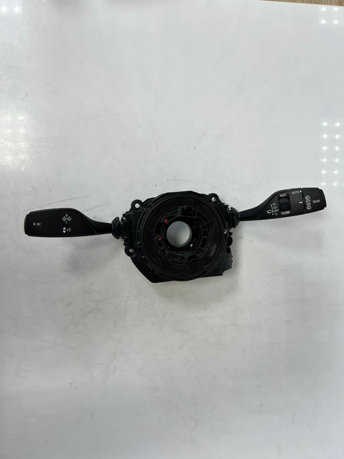 11-18 BMW X3 F15 F25 F48 Steering Column Clock Spring Switch Assembly 9330569 