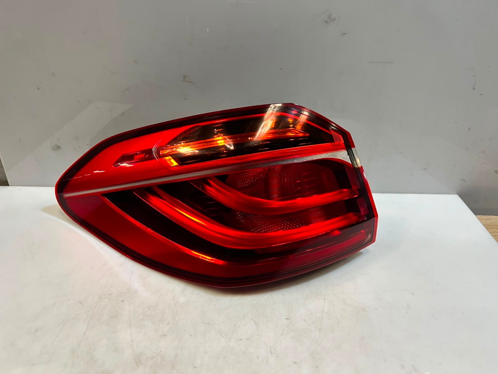 BMW 2' F46 Rear Light Right LEFT BACK LIGHT SET 7330474 7330473 EM
