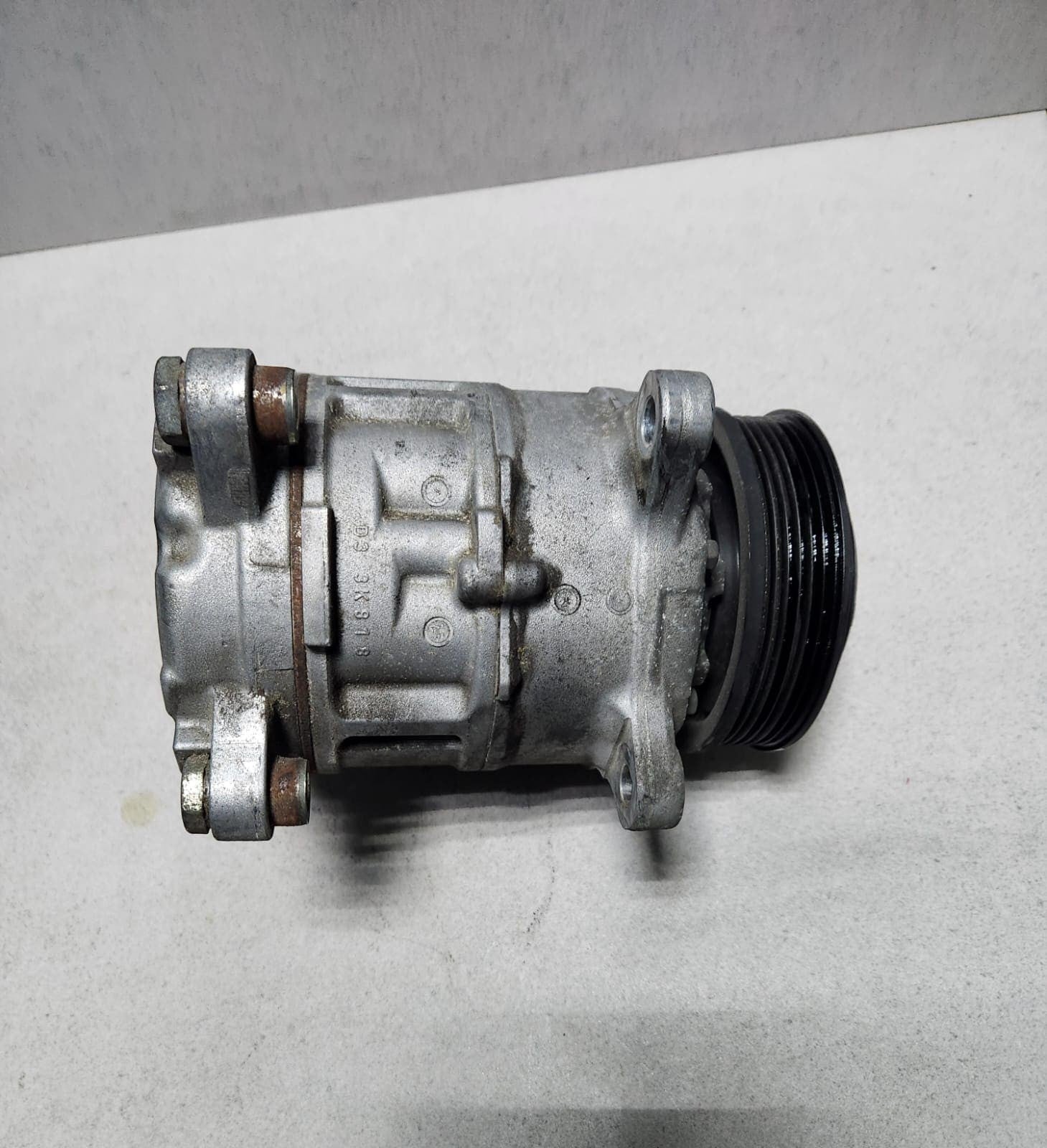 2015-2018 BMW X3 Air Conditioning Compressor 9216467 X3 F25