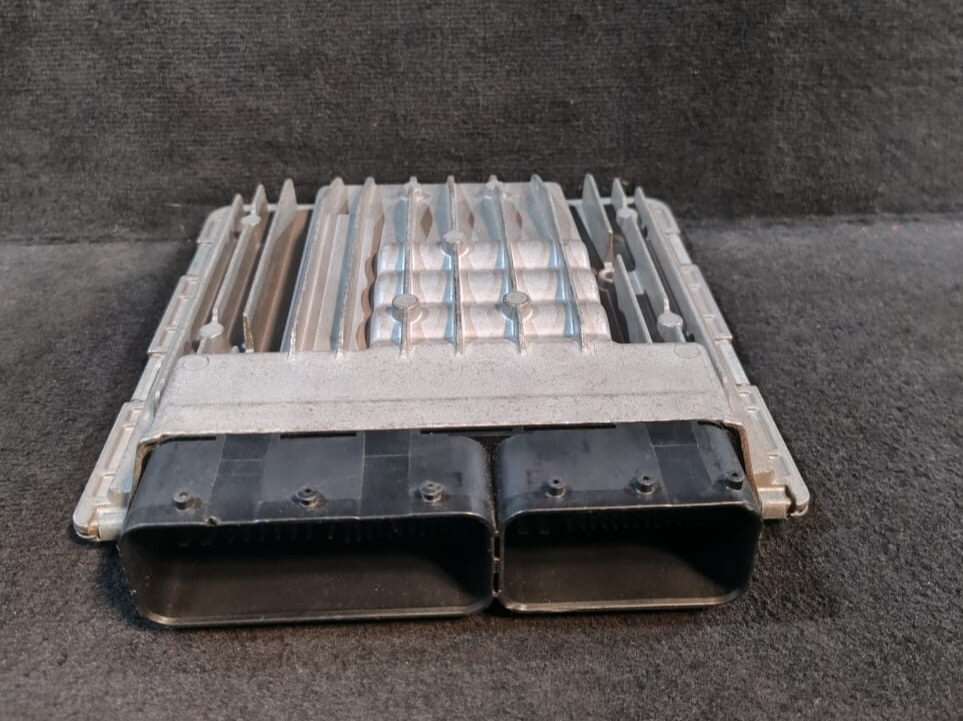 BMW 3 E90 E91, 5 E60 E61 5WK98081  ENGINE CONTROL MODULE UNIT ECU ONLY - 7559178