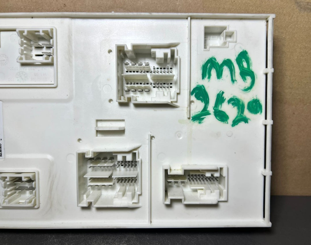 Mercedes-Benz W246 CLA B-Class Front SAM Control Module Unit A246 9009413 OEM