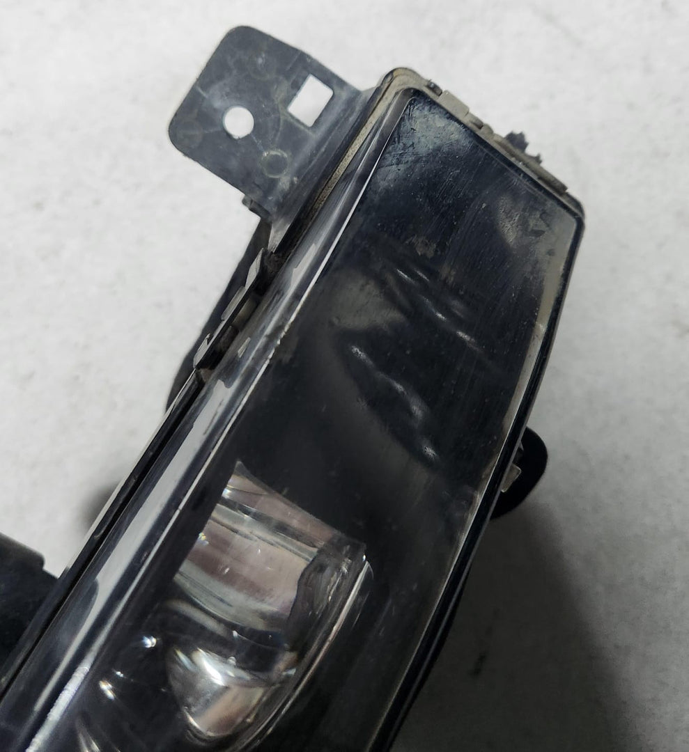 2016-2019 BMW 750i Front Right Led Fog Lamp 7342954 7 Series G11 G12