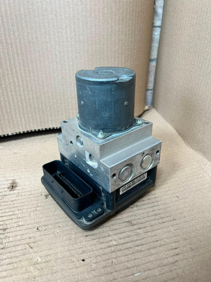 2008-2010 BMW E6X 535i 5 Series E60 520d Abs Pump Control Module 6783360 OEM