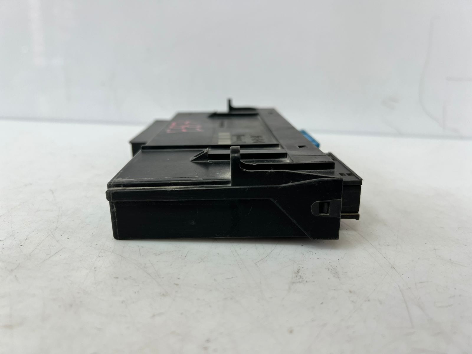 BMW E87 E90 E91 E92 E93 JUNCTION BOX BODY CONTROL 6971960 OEM