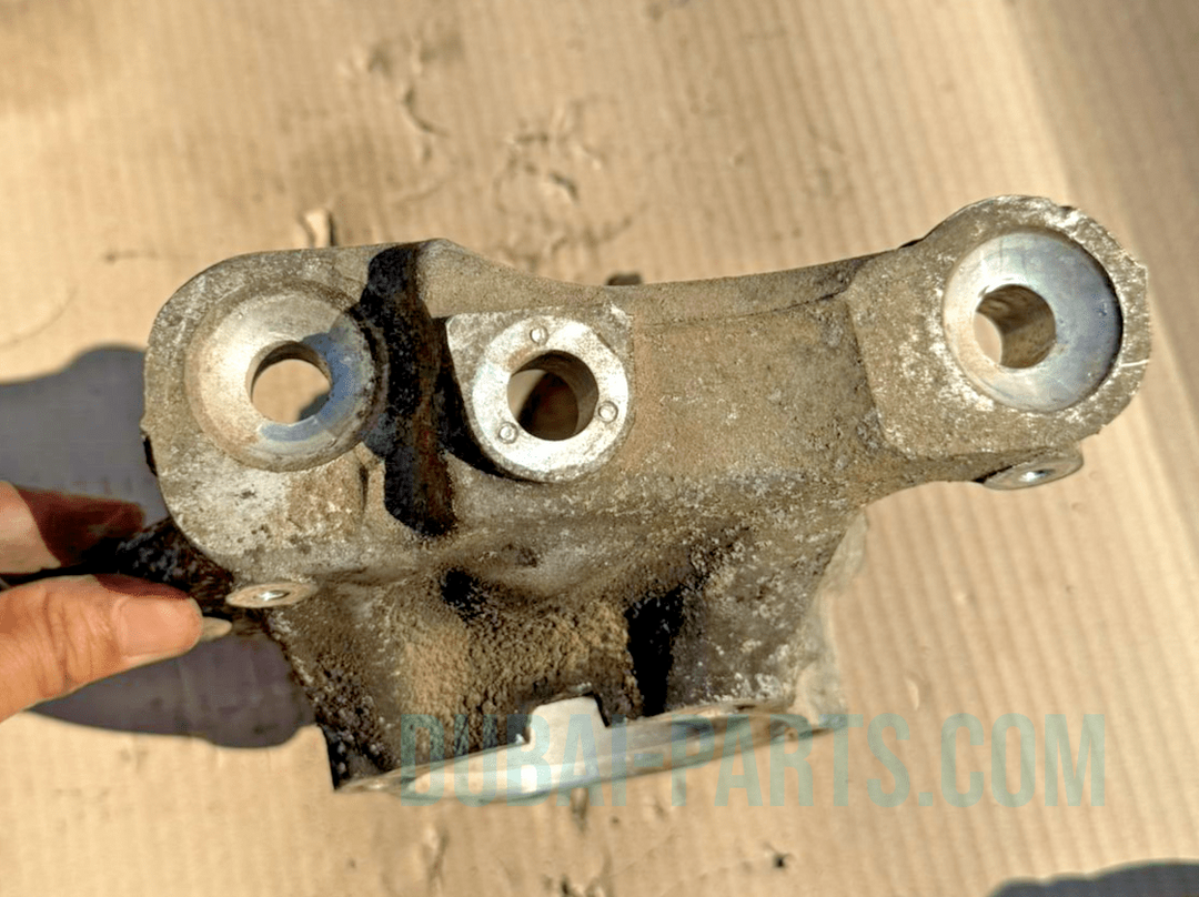 BMW 335IS - Front LEFT Spindle Knuckle W/ Wheel Bearing carrier  6764443