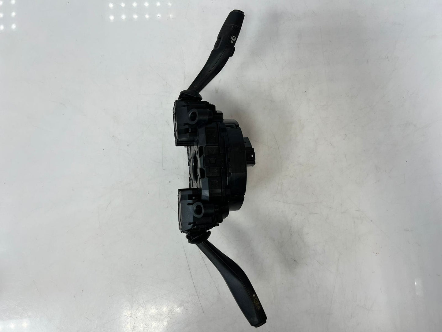 11-18 BMW X3 F15 F25 F48 Steering Column Clock Spring Switch Assembly 9330569 