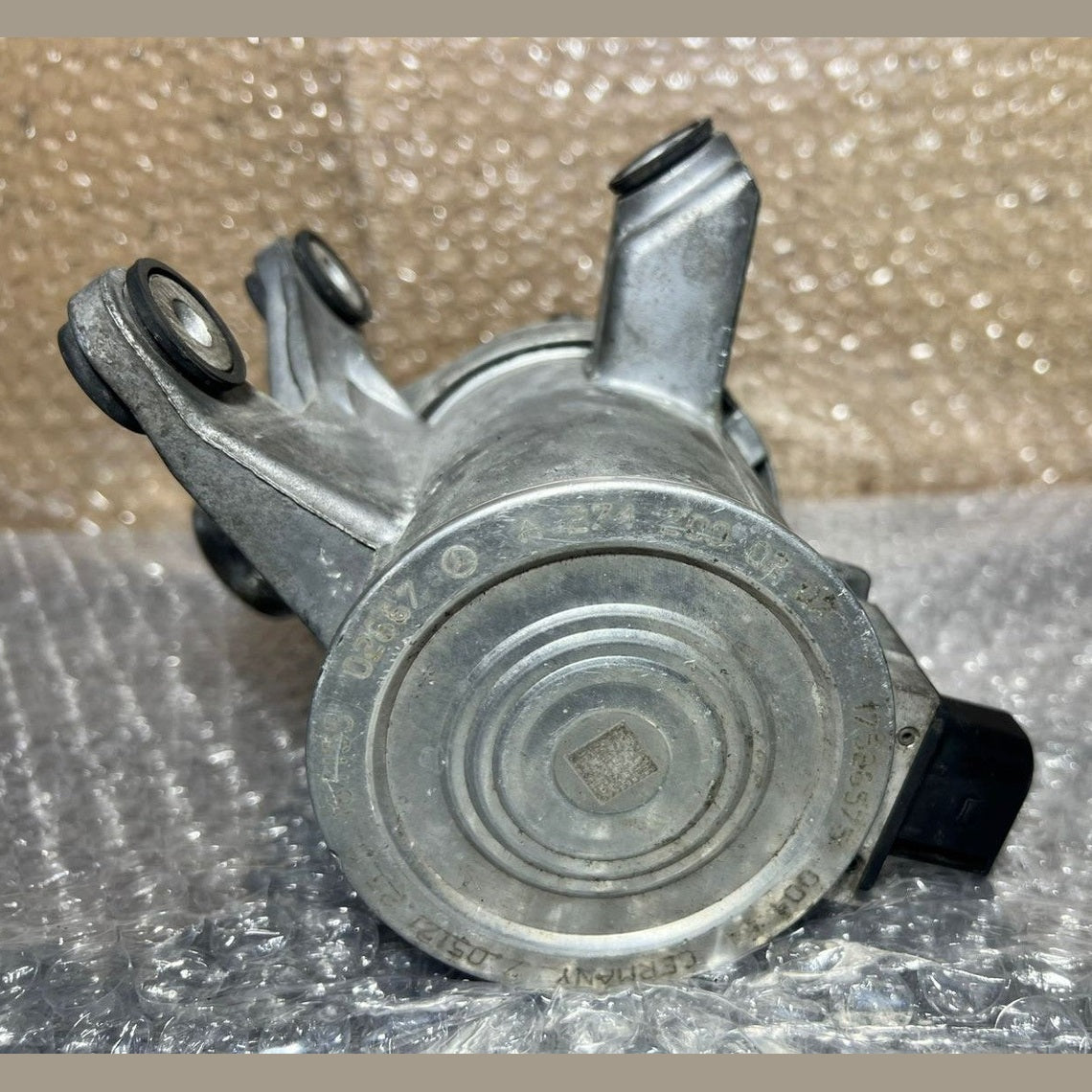 14-18 Mercedes-Benz W205 C-Class M274 Water Pump For Engine Cooling A274 2000207