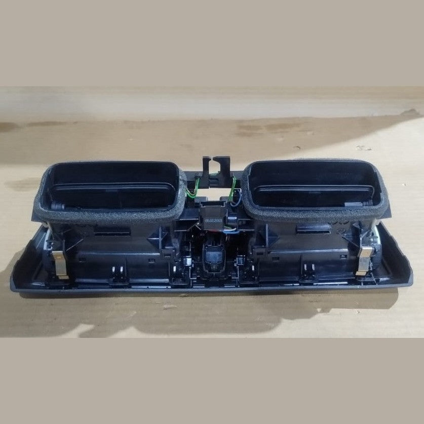 BMW F20 F21 F22 Dashboard Center Vent Fresh Air Grille 9207116 OEM