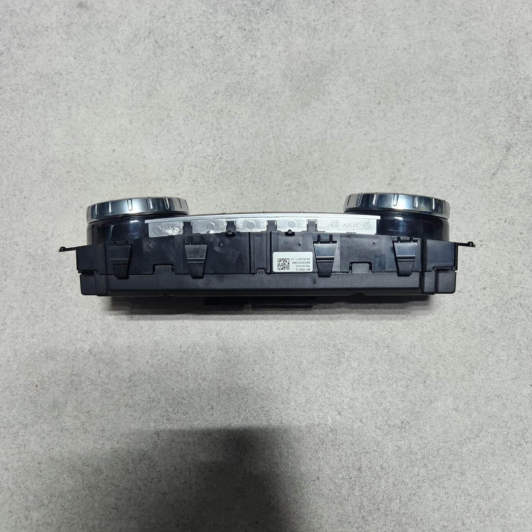 Mercedes-Benz Climate Control Unit A2049003803 C CLASS W204