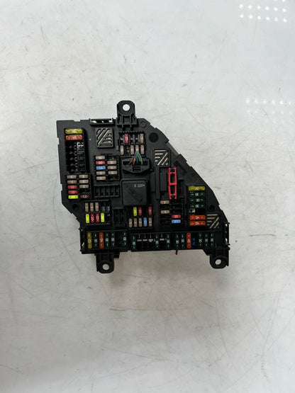 2010-2016 BMW 528i 535i 550i F10 5 Series Power Distribution Box 9234423 OEM