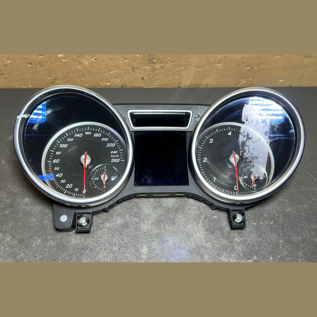 13-16 Mercedes-Benz W166 GLE Instrument Cluster Speedometer A166 9000919 OEM