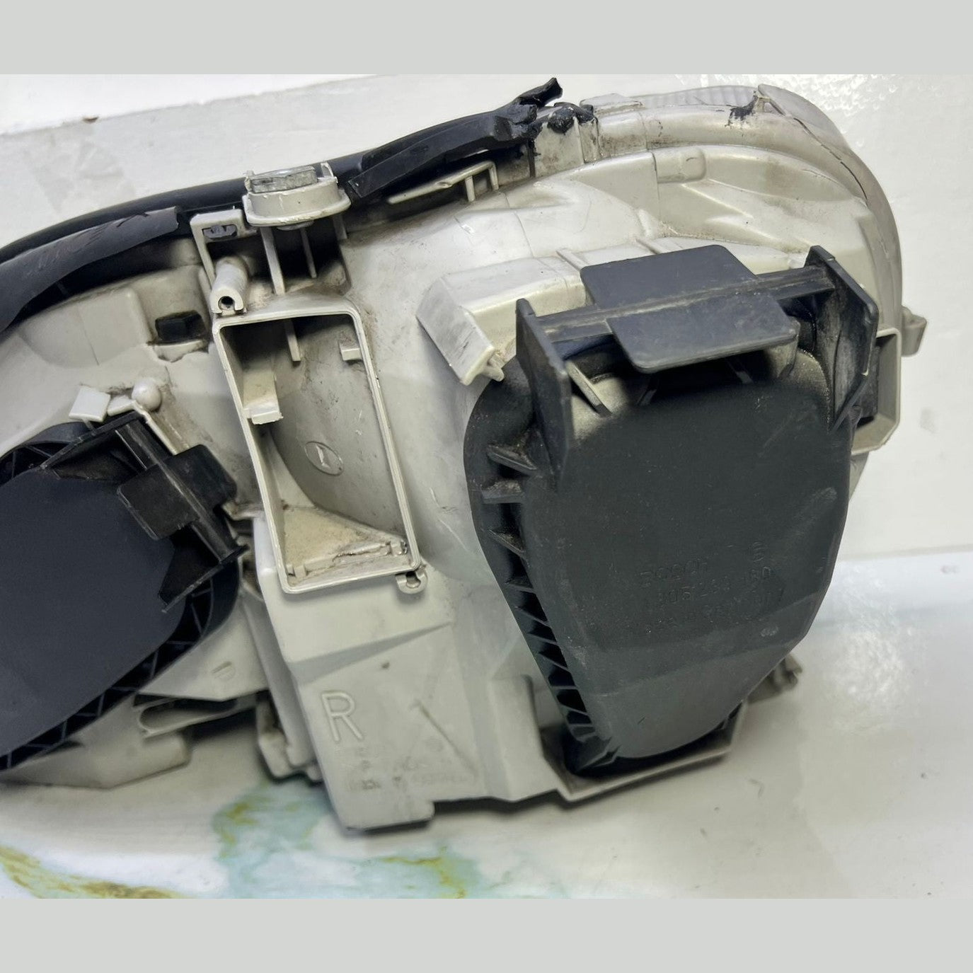 2000-02 Mercedes W220 S-Class Front Right Side Head light Headlamp A220 8200661