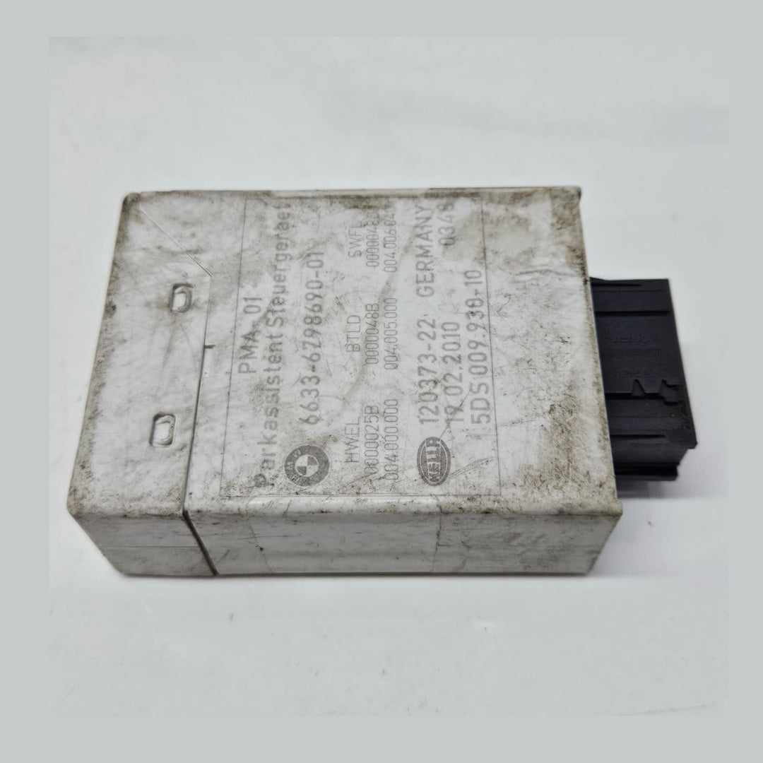 2011-2015 BMW 550i F10 F11 Park Assist Control Module 6798690
