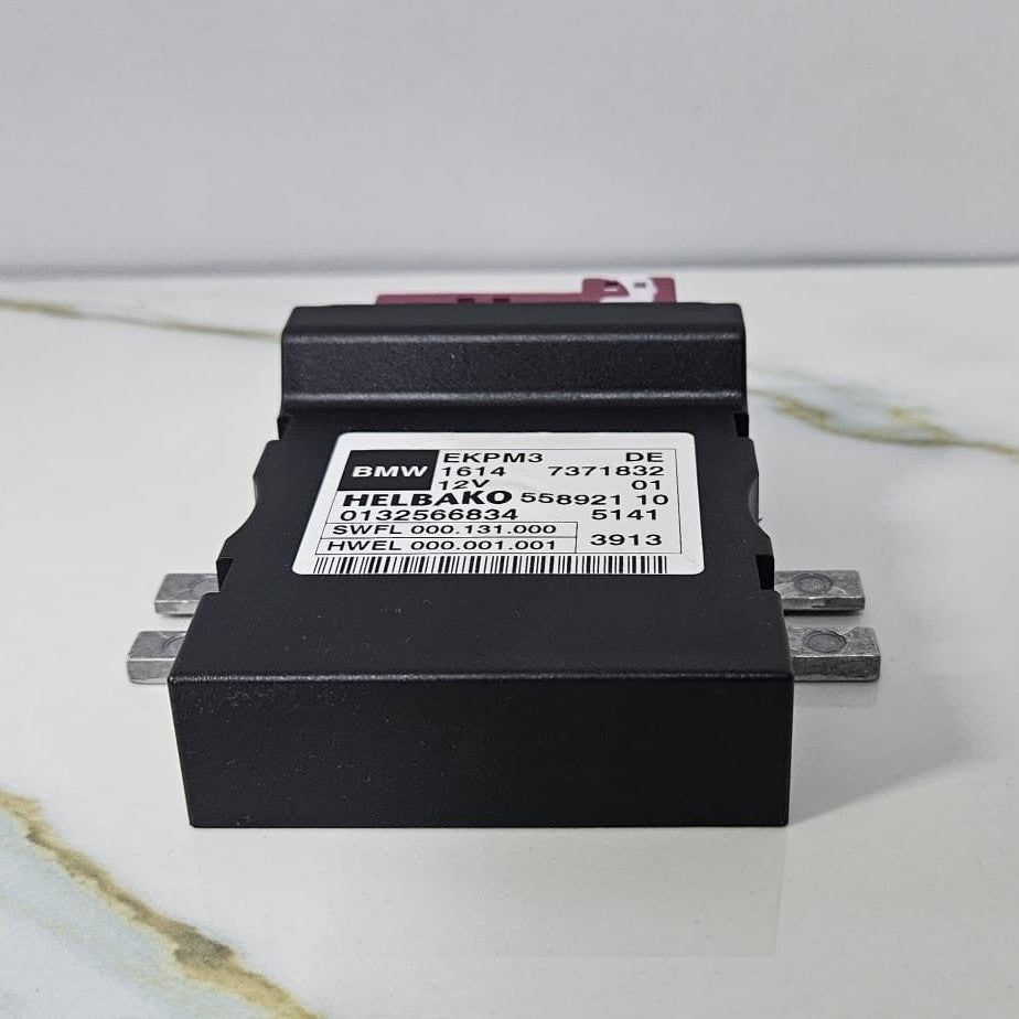 OEM 09-15 BMW F01 F02 740i N55 Helbako EKPM3 Fuel Pump Control Module 7371832