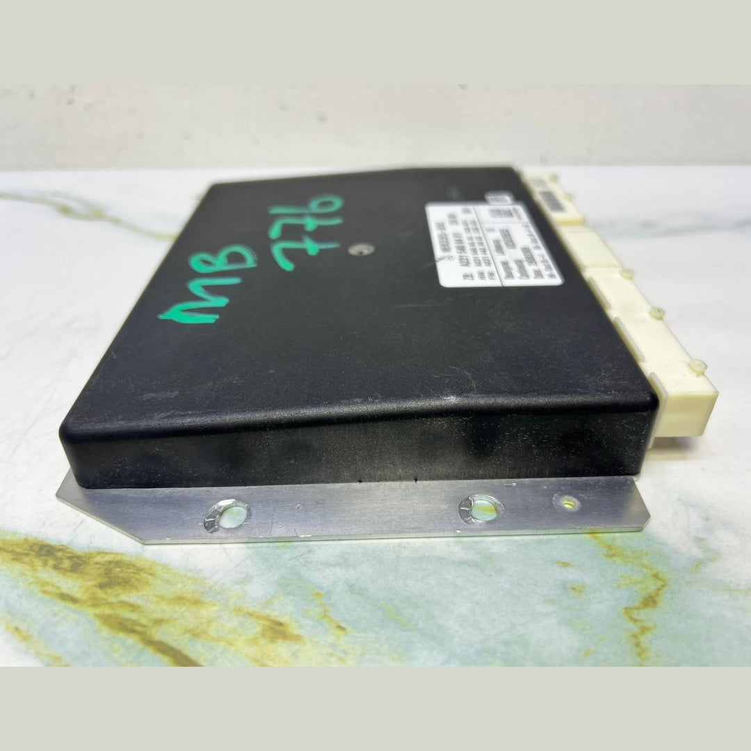 Mercedes Air Suspension Control Unit Module A2215408401 S-Class W221
