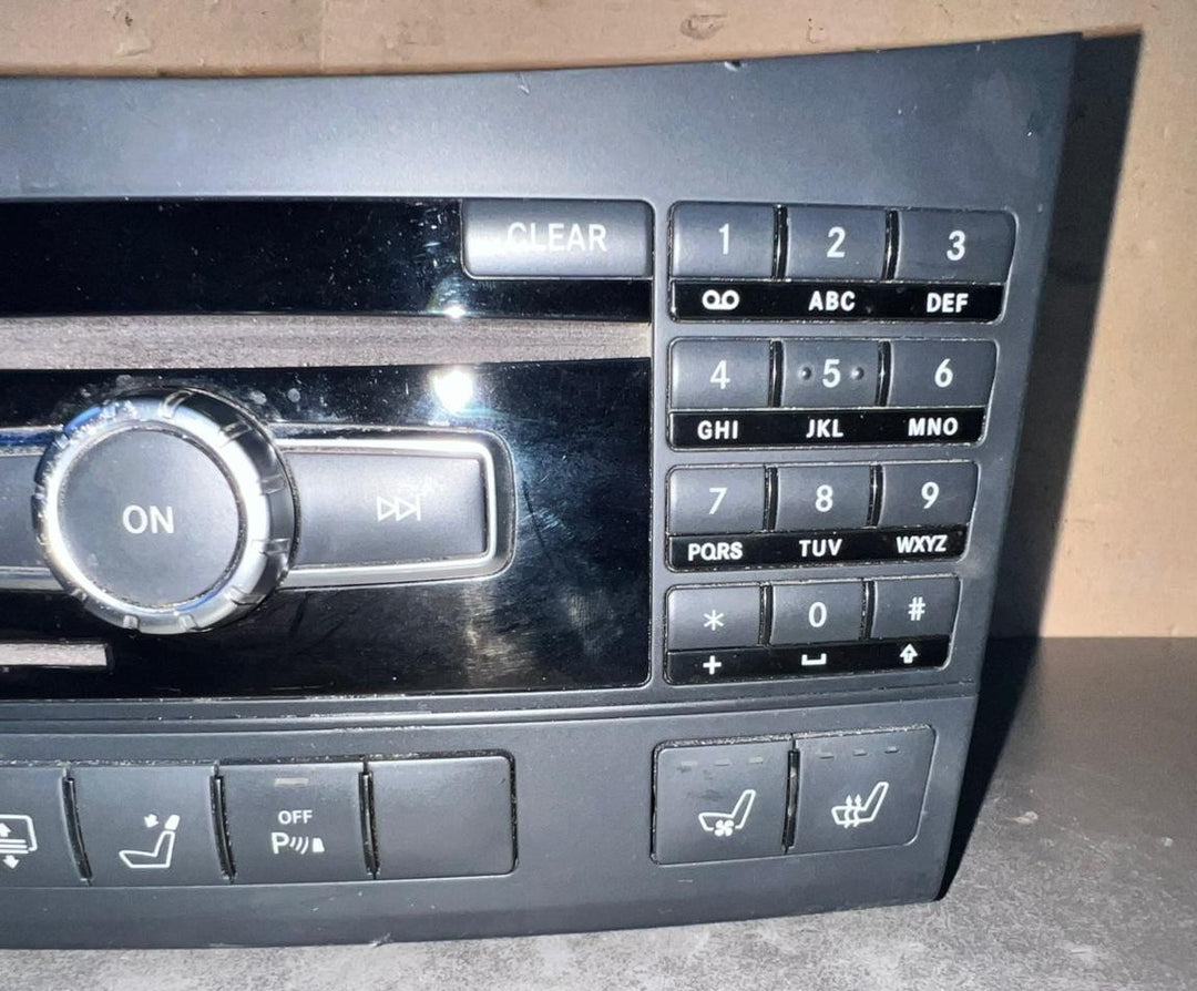 2010-2014 Mercedes W212 E-Class Radio Audio Head Unit CD Player A212 9005818 OEM