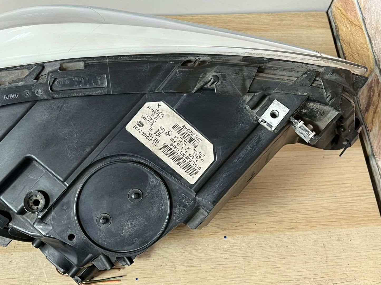 BMW 5 Gran Turismo F07 Front Left Xenon Headlight 7199609 2013 RHD