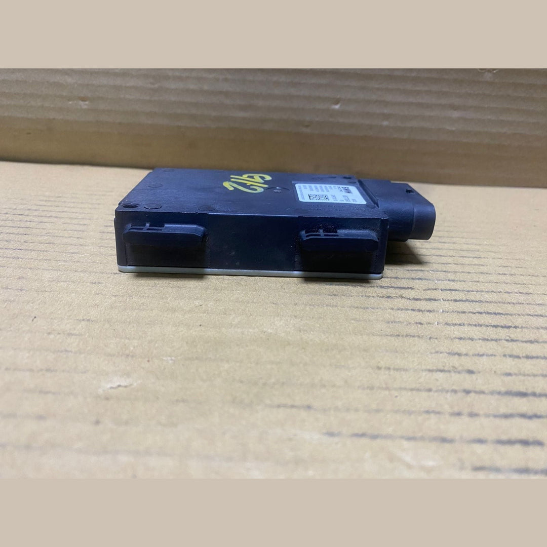 2016-2017 BMW 740i Blind Spot Detection Radar Sensor 6877834 G30 5 Series and G1
