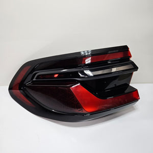 2021-2023 BMW X7 G07 Rear Left side Taillight 9881353 OEM