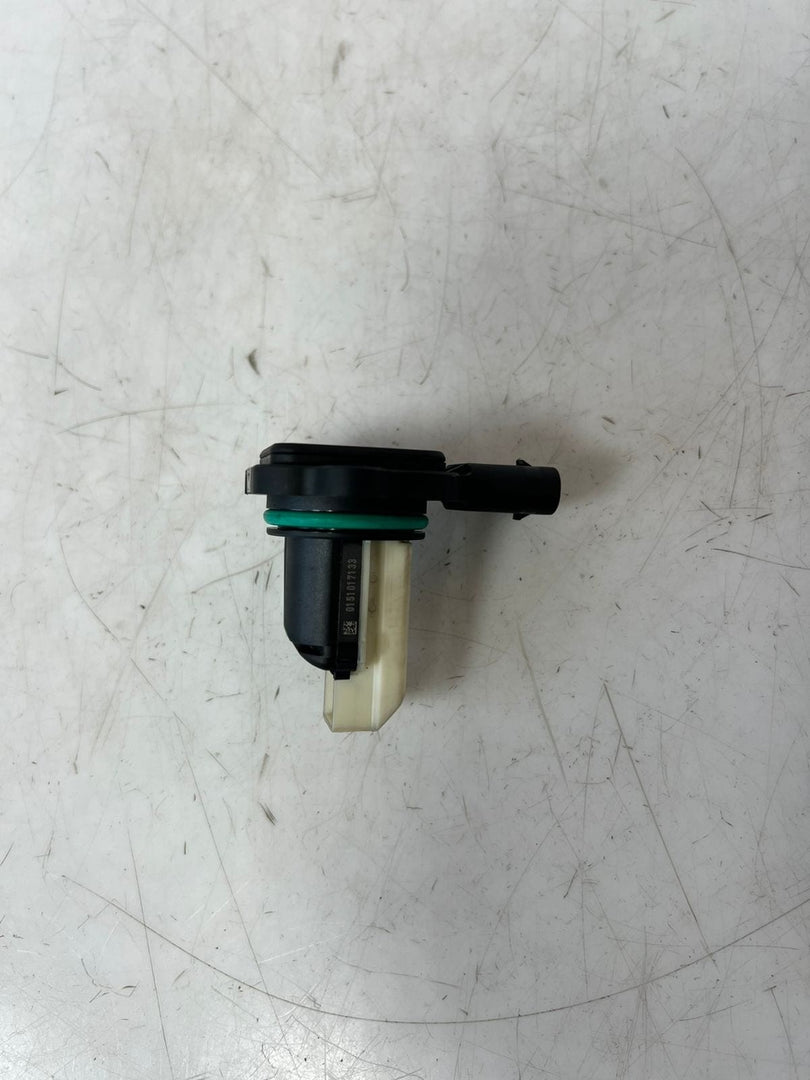 BMW F07 F10 F11 F18 F01 F25 E90 523i 528i 530i 535I Mass Air Flow Sensor 7593624