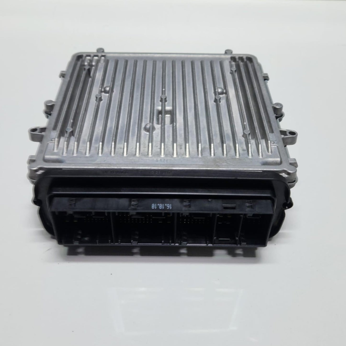 2007-2011 BMW 3 Series N47n Engine Control Unit ECU 8510829 E90 E91 320d OEM