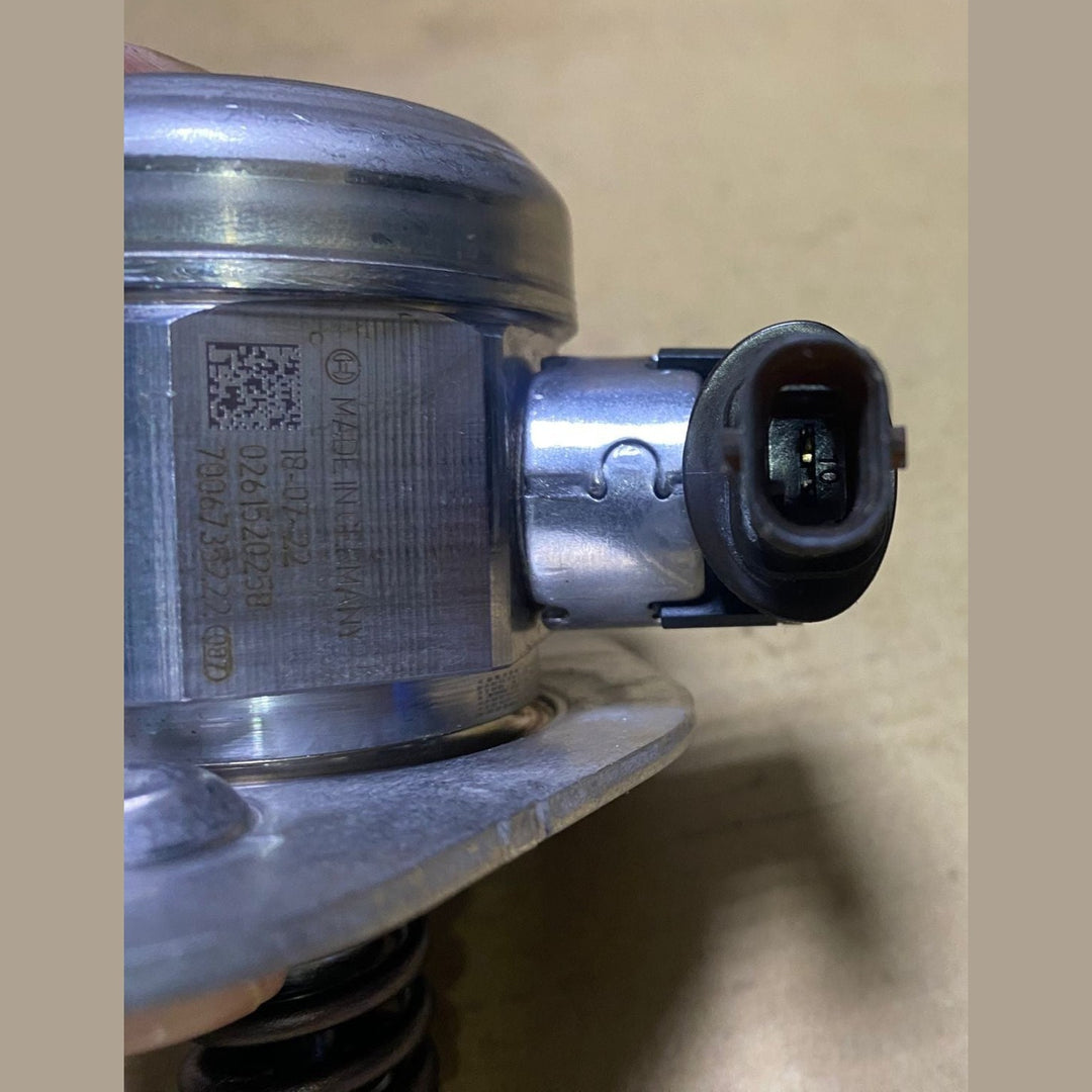 2017-2019 BMW 330i xDrive High Pressure Fuel Pump 7642466 B38, B46, B58 engines 