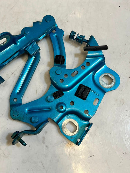 2015 Mini Cooper F55 F56 F57 B38 ENGINE FRONT HOOD Bonnet Hinge 7300566